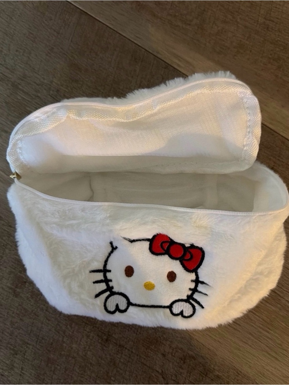 Hello Kitty White and Red Plush Kids Accessory Pouch
